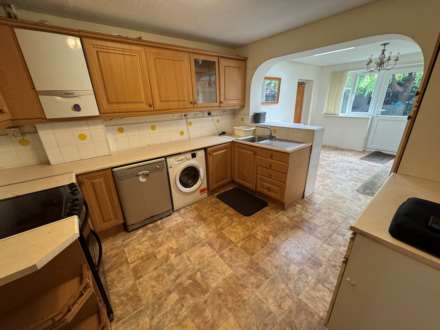 Scott Close, Taunton, Image 4