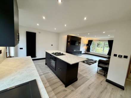 Grove Dreive, Taunton, Image 15
