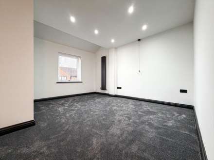 Grove Dreive, Taunton, Image 7