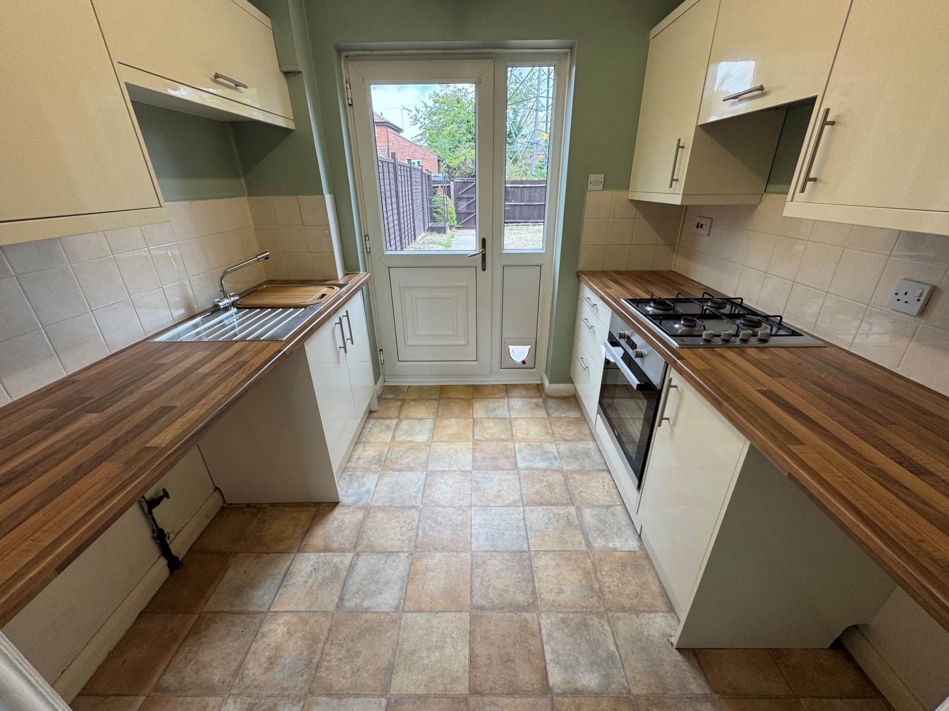 Darwin Close, Taunton, Image 5