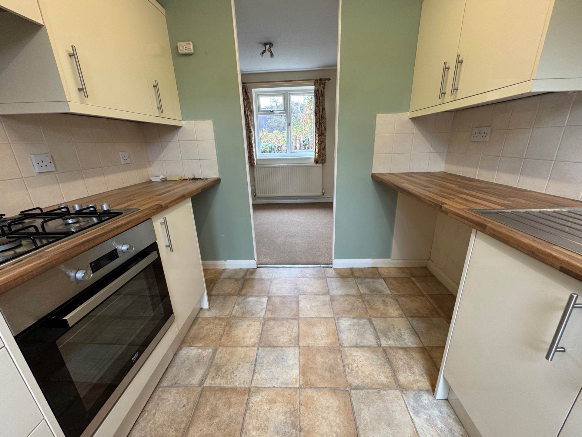 Darwin Close, Taunton, Image 6