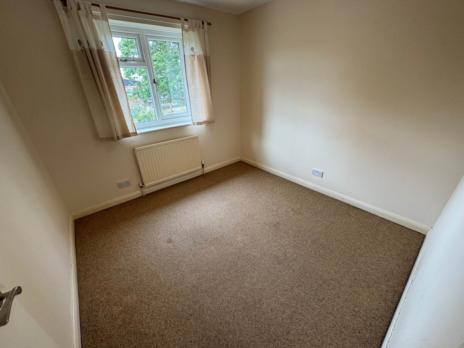 Darwin Close, Taunton, Image 8