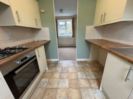 Darwin Close, Taunton, Image 6