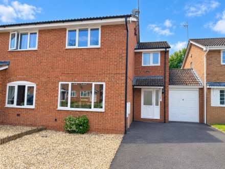 Ashbourne Cresent, Taunton