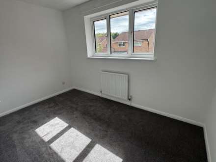 Ashbourne Cresent, Taunton, Image 10