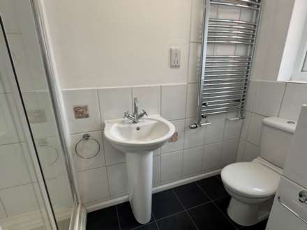 Ashbourne Cresent, Taunton, Image 12