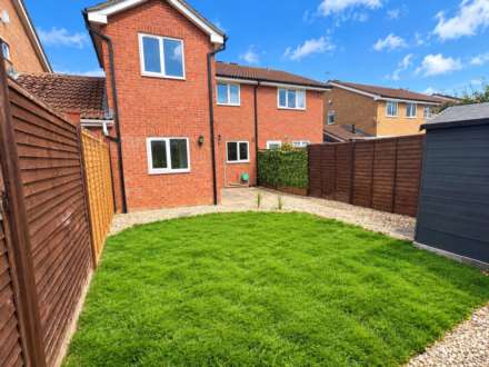 Ashbourne Cresent, Taunton, Image 17