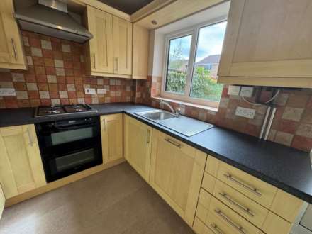 Ashbourne Cresent, Taunton, Image 5