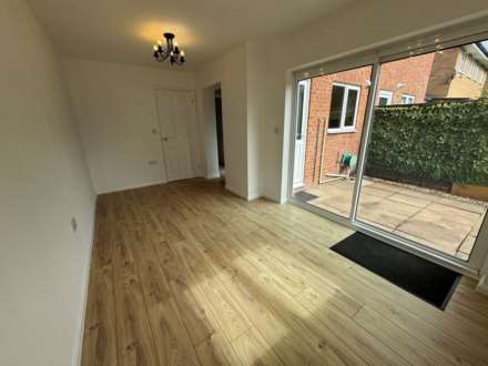 Ashbourne Cresent, Taunton, Image 8