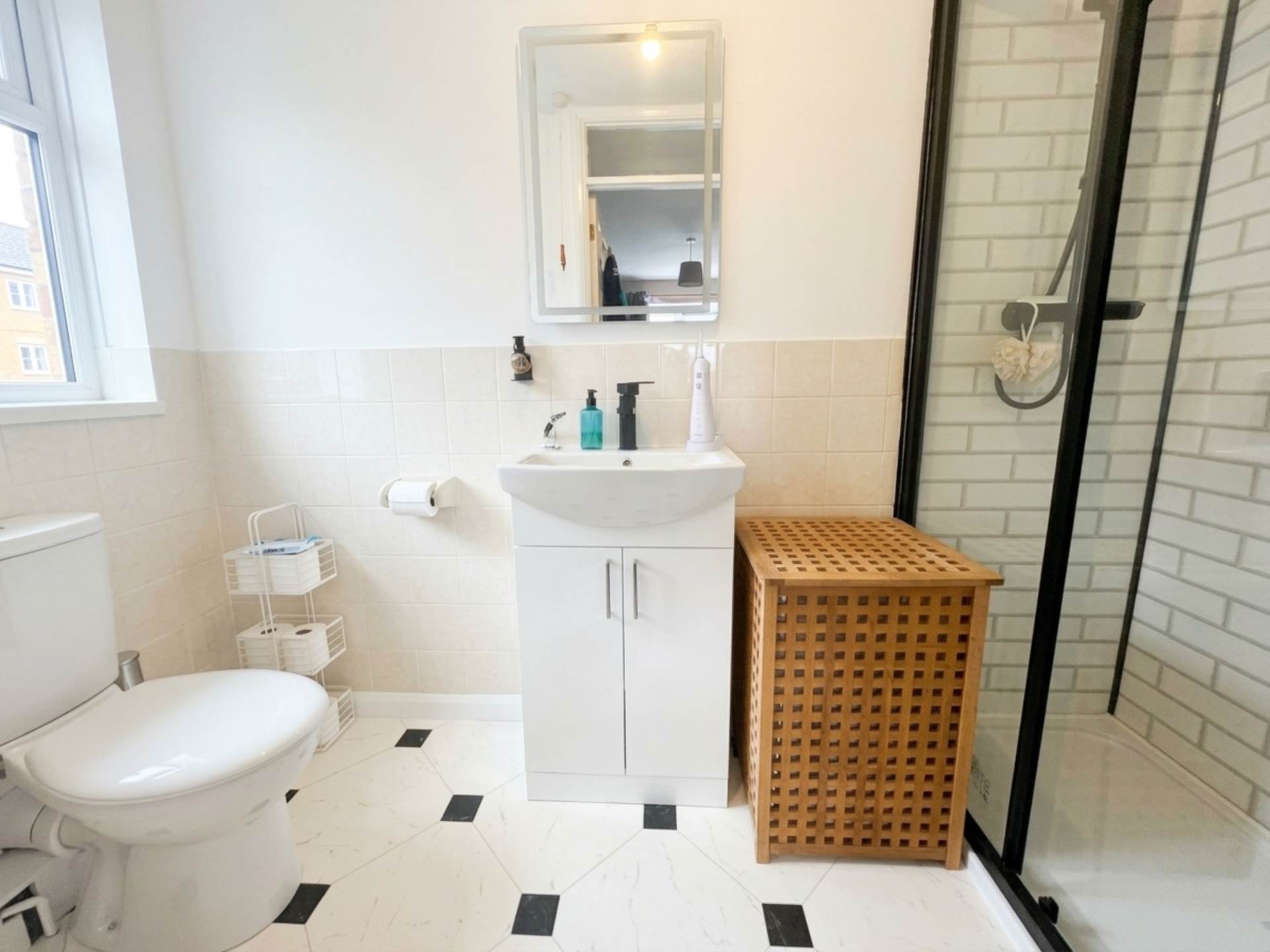 Thames Drive, Taunton, Image 9