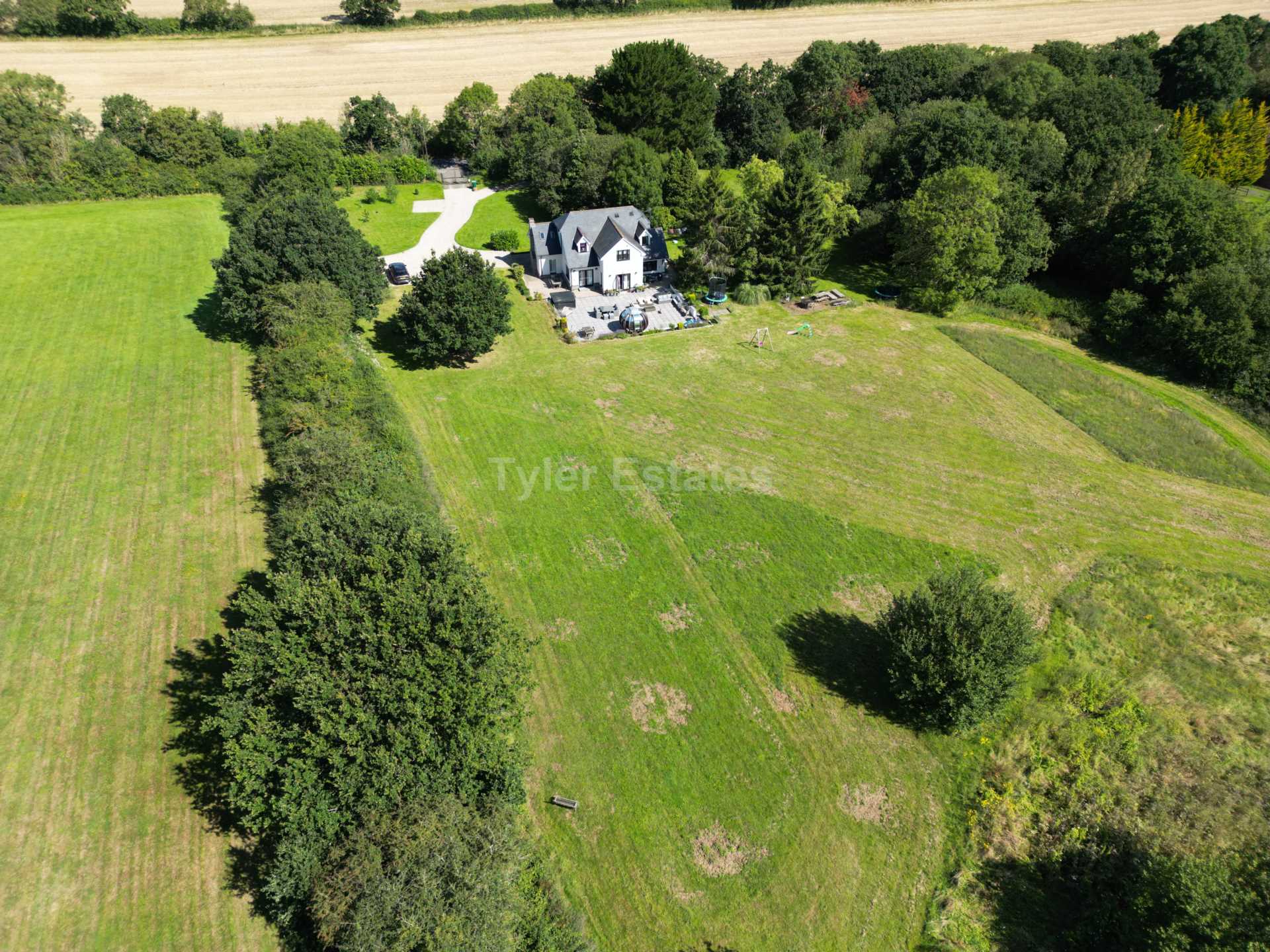 Outwood Farm Road, Billericay, Image 28