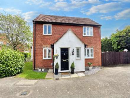 Property For Sale The Pines, Steeple View, Basildon