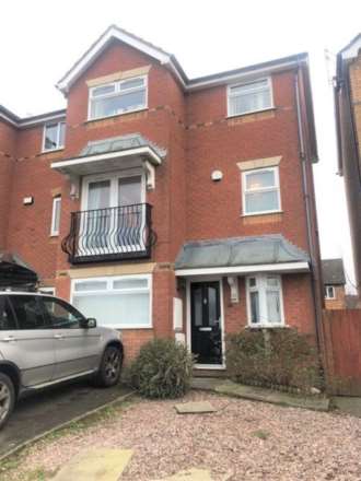 4 Bedroom Semi-Detached, Lockfields View, Liverpool