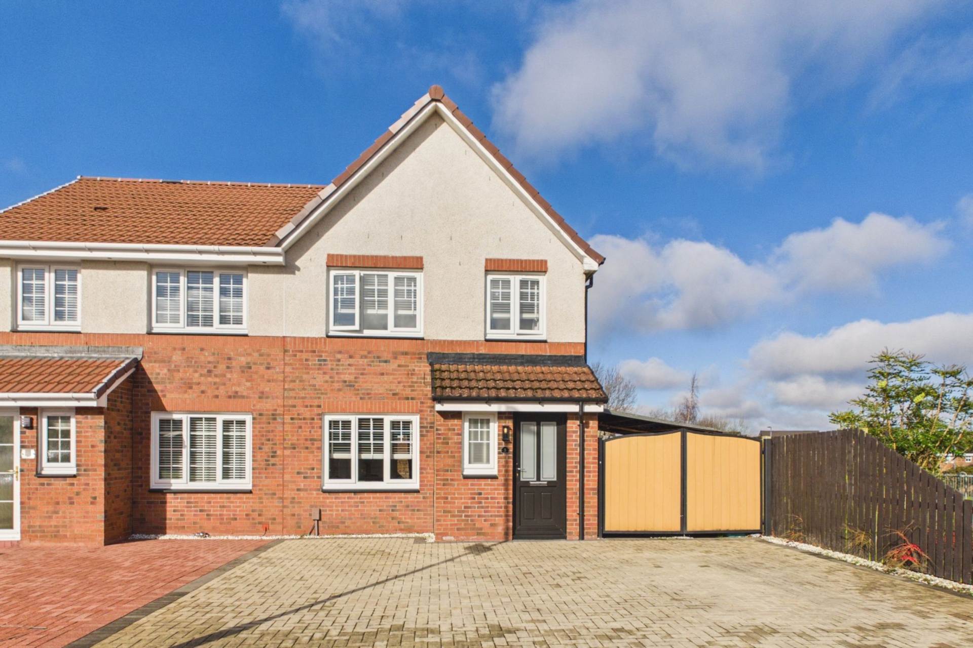 Macallan Mews, Carfin, Motherwell