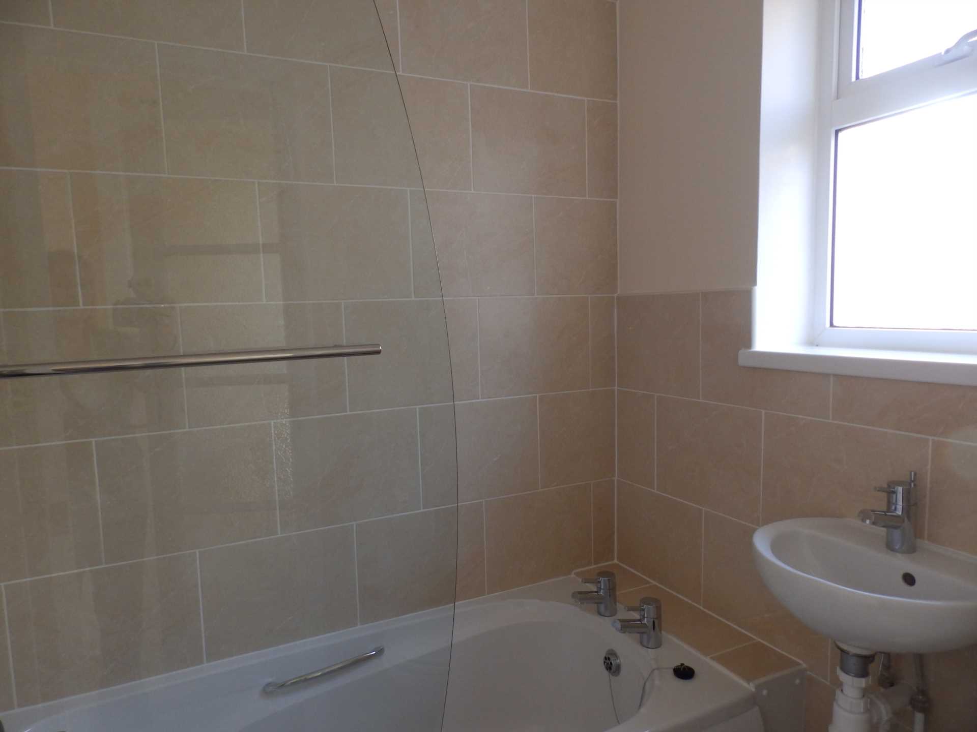 Chesterfield Drive, Ipswich, Image 9