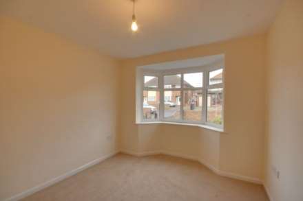 Chesterfield Drive, Ipswich, Image 7