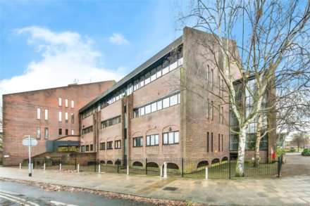 2 Bedroom Apartment, Rope Walk, Ipswich