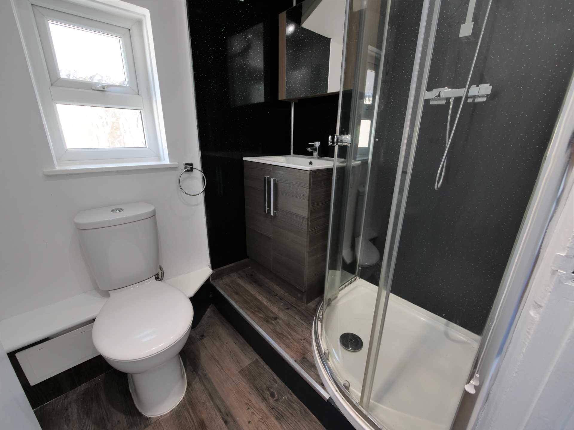 Felixstowe Road, Ipswich, Image 4