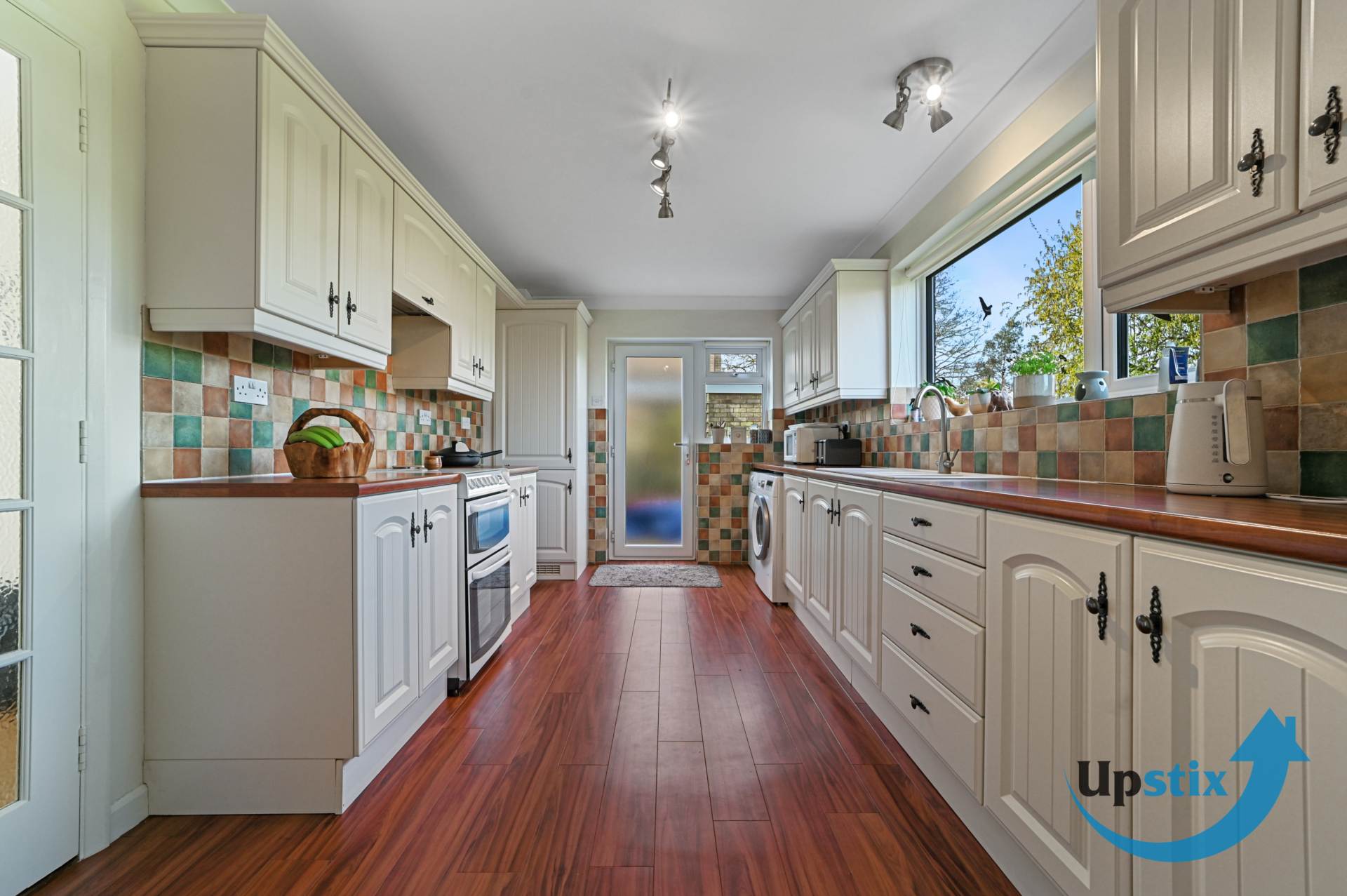 Little Grove, Capel St Mary, Image 4