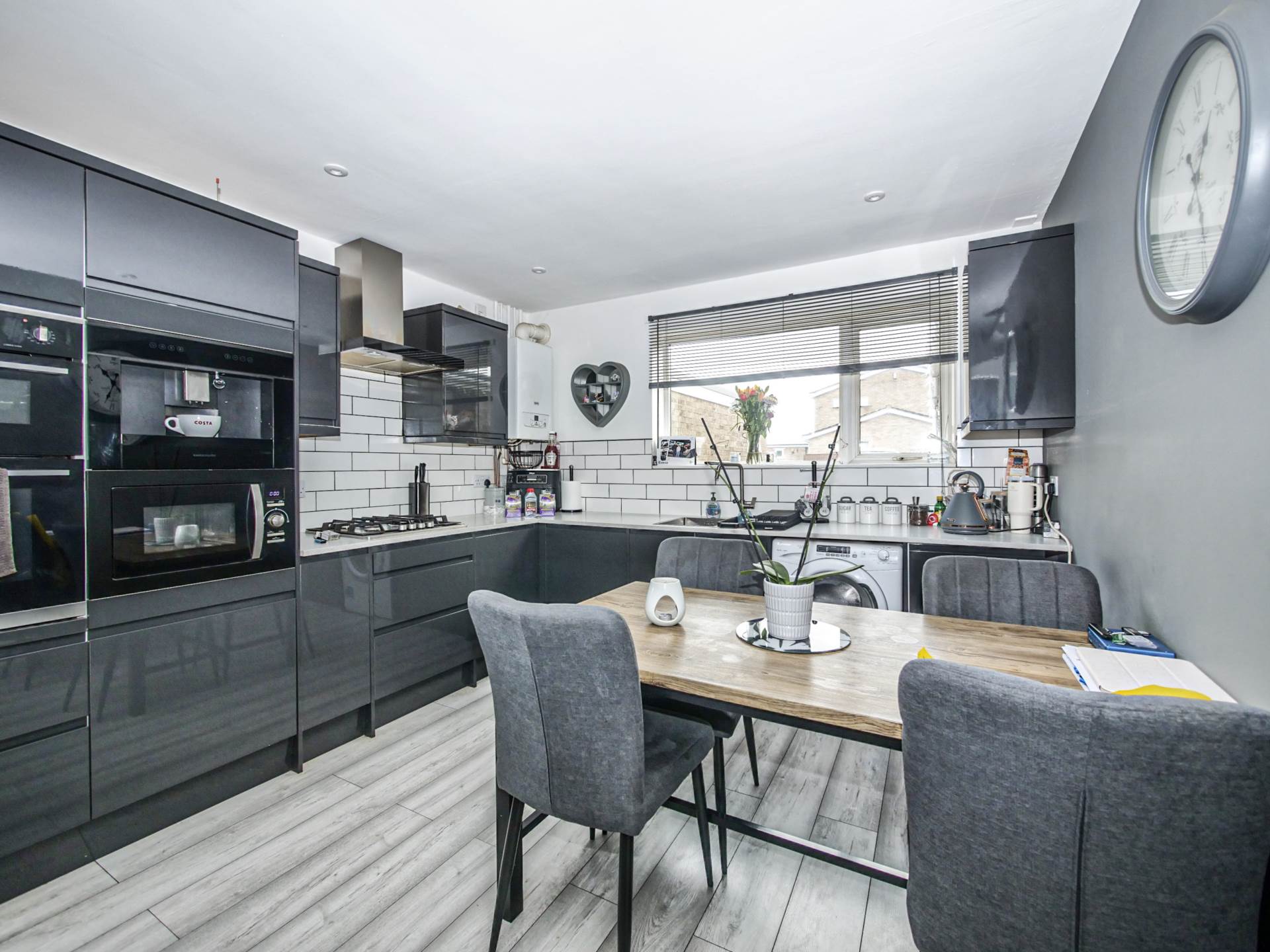 Tollgate Road, Capel St Mary. IP9 2HB, Image 5