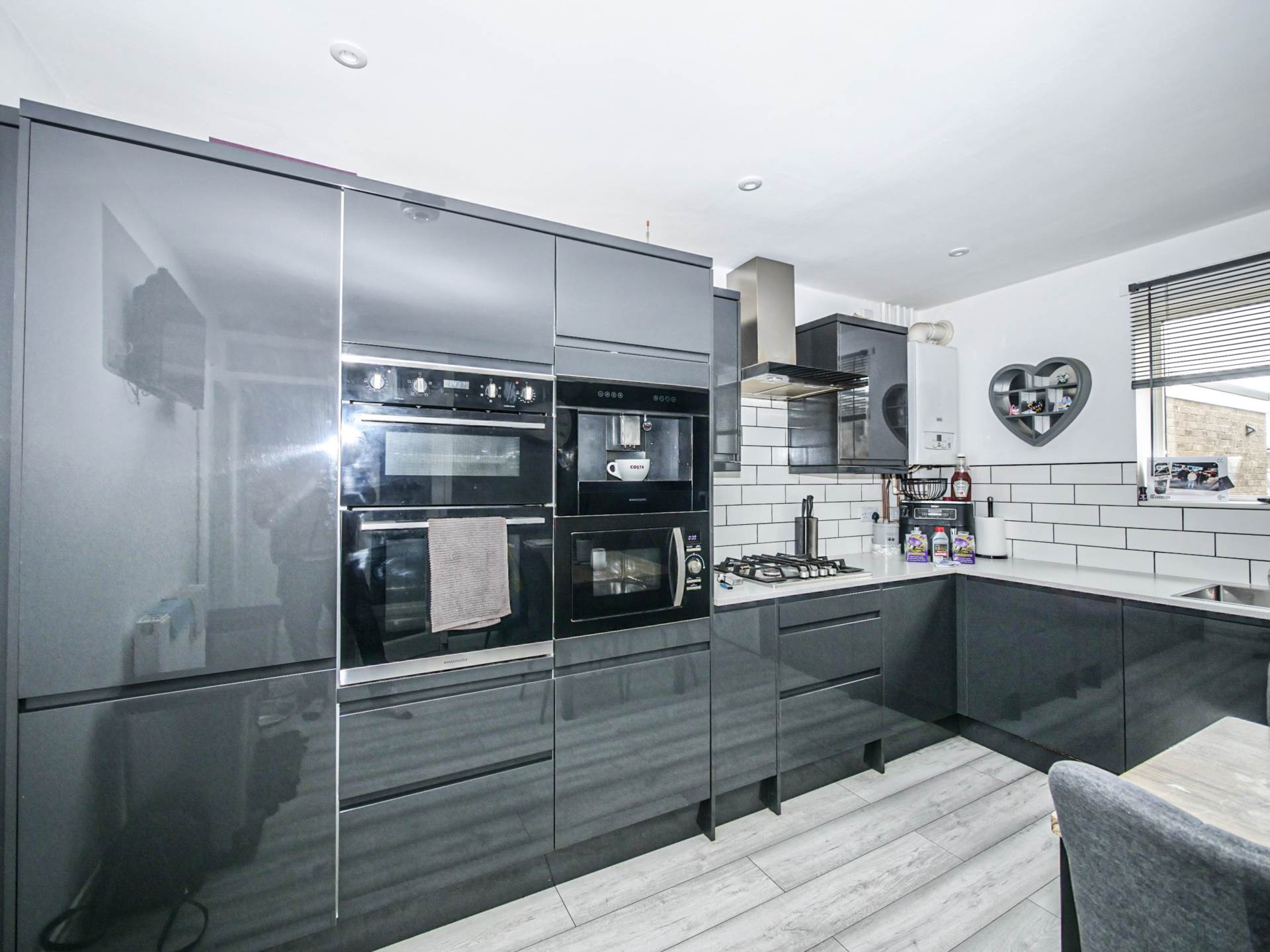 Tollgate Road, Capel St Mary. IP9 2HB, Image 7