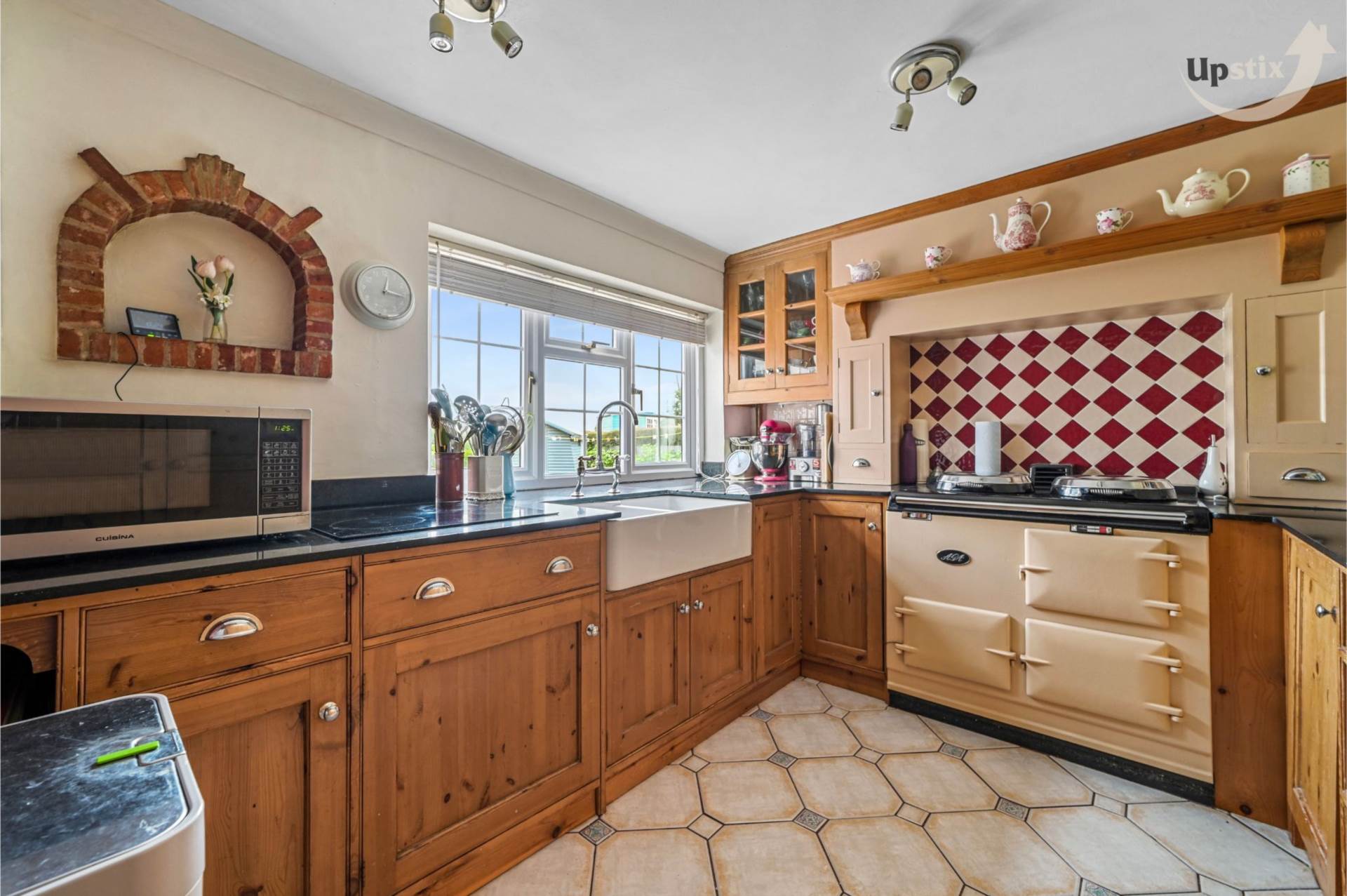 Bottle Bridge Cottages, Great Wenham. CO7 6QH, Image 8