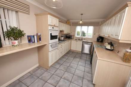 Harwich Road, Little Oakley, Image 4