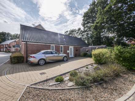 2 Bedroom Detached, Boundary Oaks, Ipswich