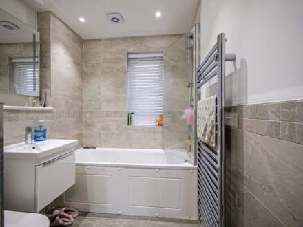 Boundary Oaks, Ipswich, Image 17