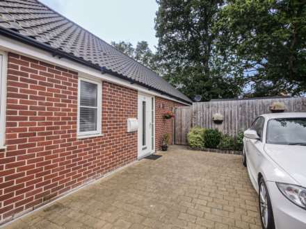 Boundary Oaks, Ipswich, Image 3