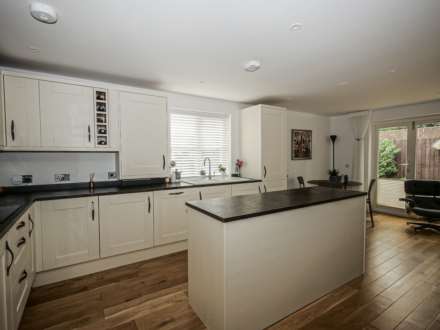 Boundary Oaks, Ipswich, Image 8