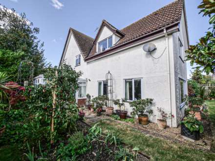 Grove Road, Bentley.Suffolk. IP9 2DD, Image 22