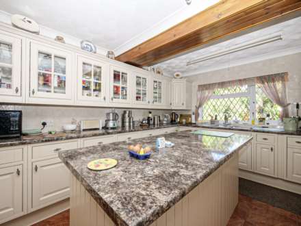 Grove Road, Bentley.Suffolk. IP9 2DD, Image 25