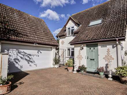 Grove Road, Bentley.Suffolk. IP9 2DD, Image 34