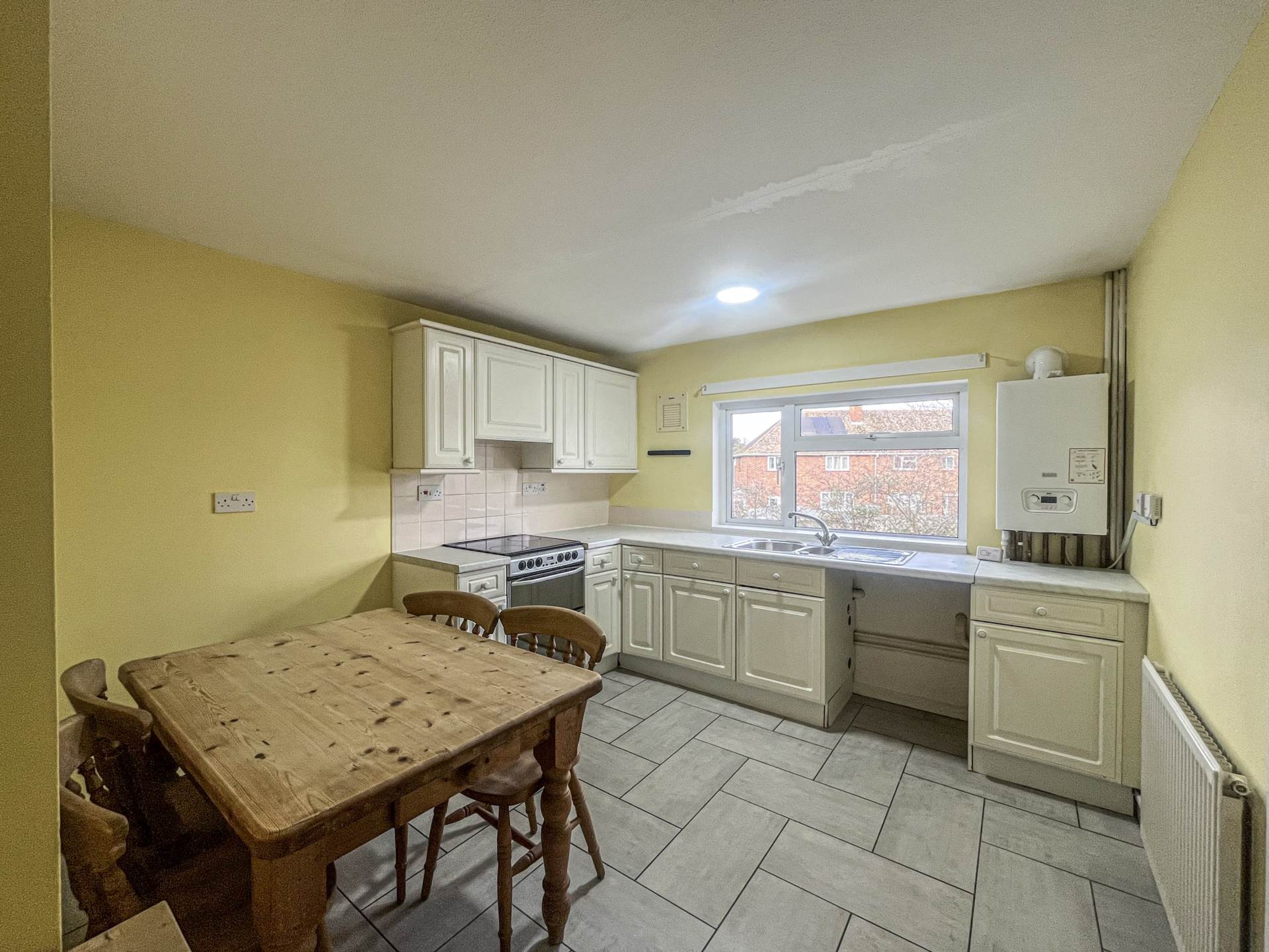 Tudor Close, Shotley, Image 5