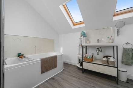 Elm Lane, Capel St Mary. Suffolk. IP9 2HS, Image 21