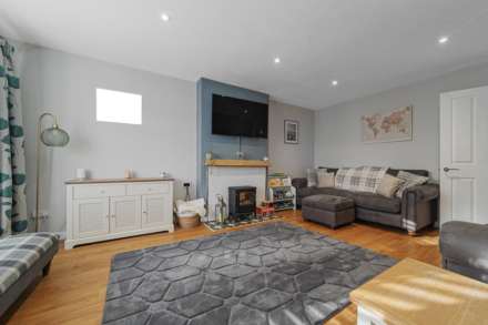 Elm Lane, Capel St Mary. Suffolk. IP9 2HS, Image 4