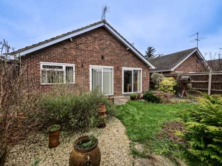 3 Bedroom Detached Bungalow, Silver Leys. Bentley. Suffolk IP9 2BS