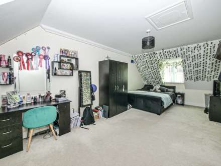5 Fox Earth Close, Capel St. Mary IP9 2PF, Image 11