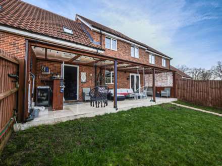 5 Fox Earth Close, Capel St. Mary IP9 2PF, Image 16