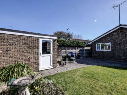 Vine Walk, Capel St Mary, Image 13