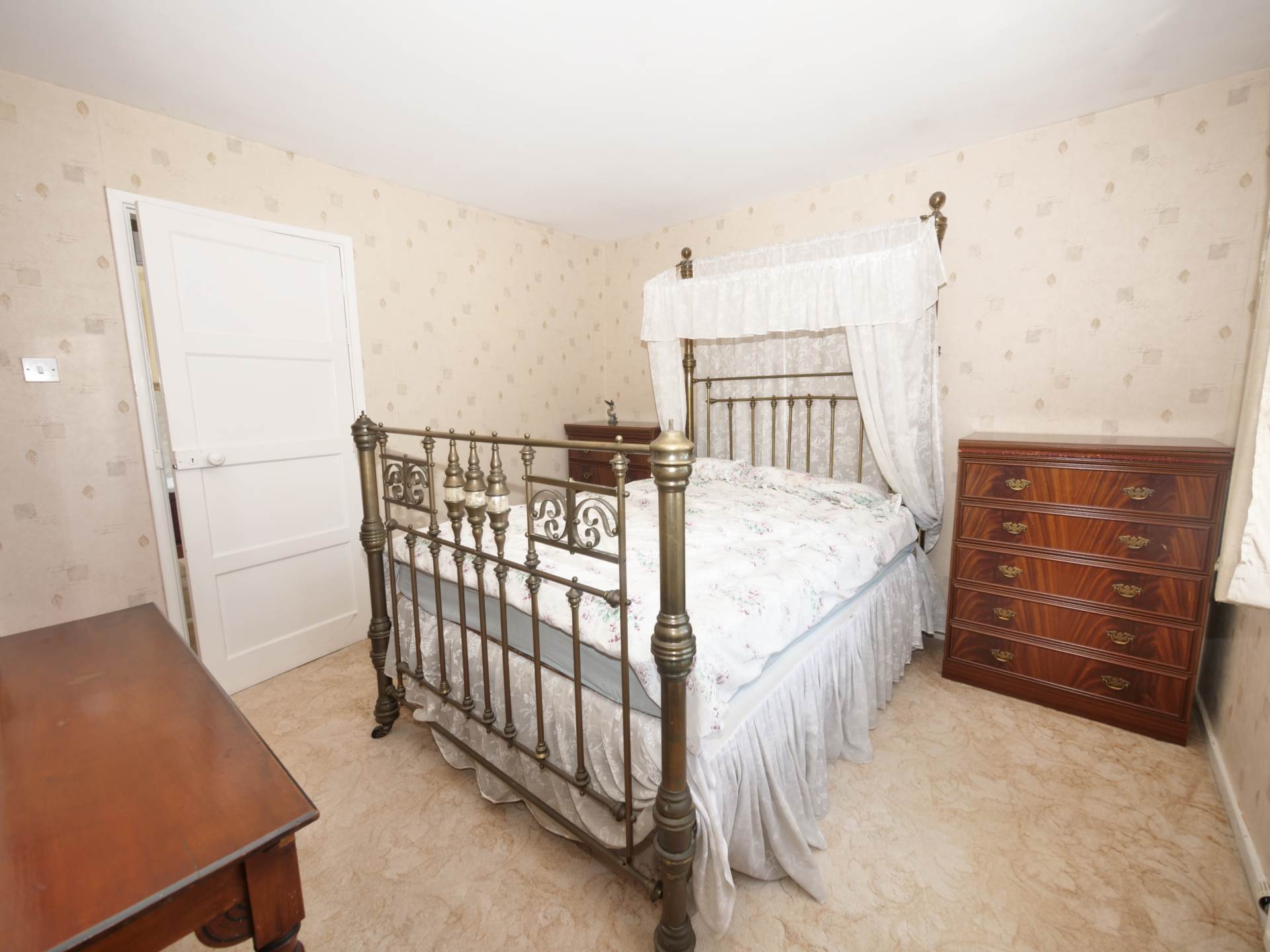 Highfields, Bentley. IP9 2BP, Image 13