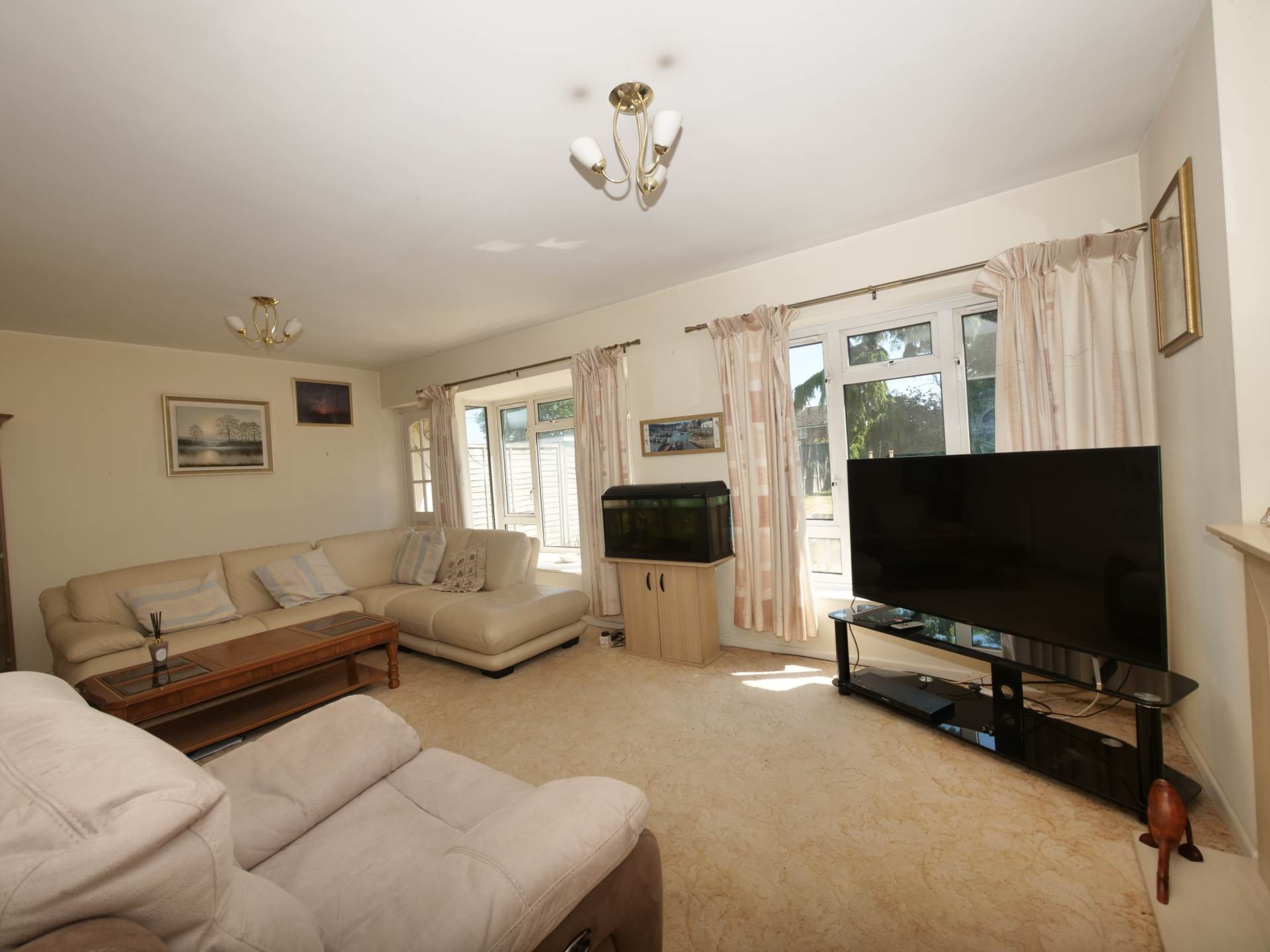 Highfields, Bentley. IP9 2BP, Image 6