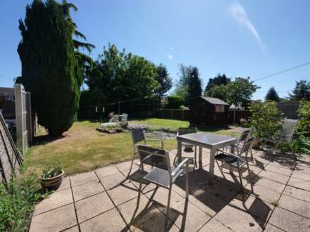 Highfields, Bentley. IP9 2BP, Image 20