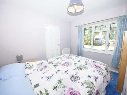 Highfields, Bentley. IP9 2BP, Image 8