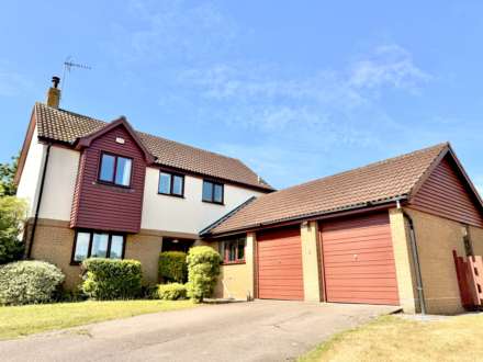 Longridge, Colchester CO4 3FB