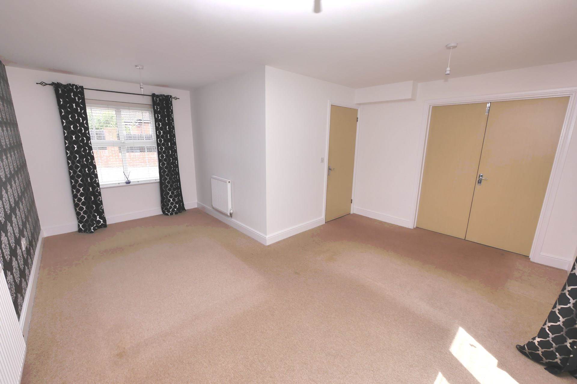 Jamestown Close, Harwich, Image 2
