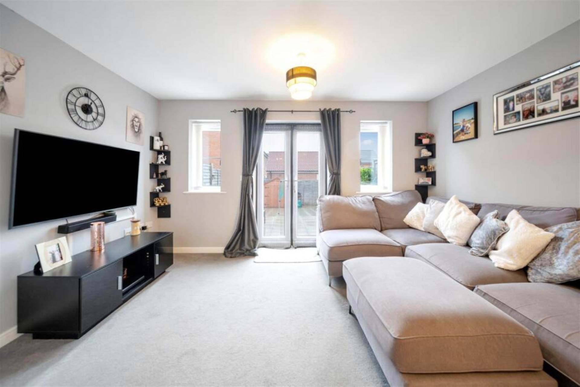 The Circle, Great Blakenham, Image 3