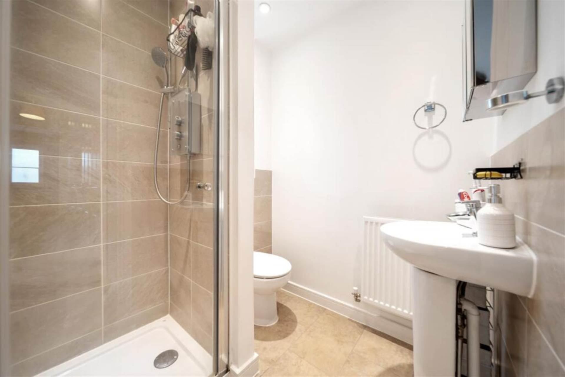 The Circle, Great Blakenham, Image 8