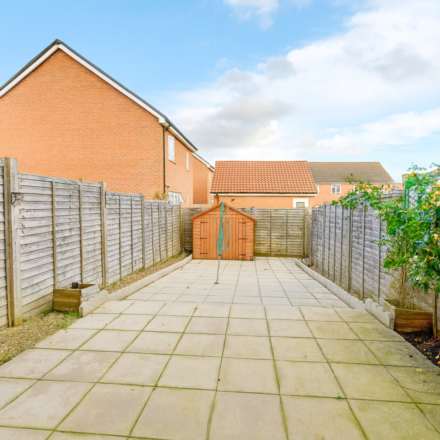 The Circle, Great Blakenham, Image 17